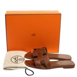 Pre Owned Hermes Brown Leather Oran Flat Slides Size 37.5