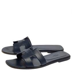 Pre Owned Hermes Blue Leather Oran Flat Sandals Size 40.5