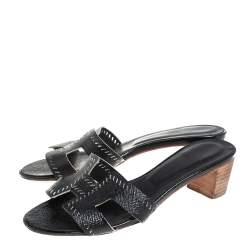 Pre Owned Hermès Black Leather Oasis Slides Sandals Size 39