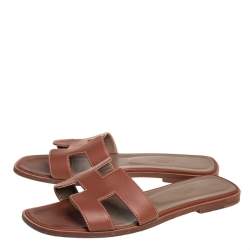 Pre Owned Hermes Brown Leather Oran Slip On Flat Sandals Size 38