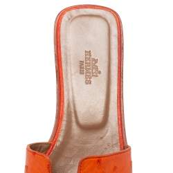 Pre Owned Hermes Orange Ostrich Oran Sandals Size 37
