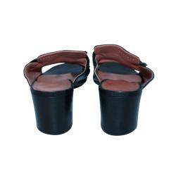 مملوكة مسبقًا Hermes Black Leather Alma Sandals Size 39