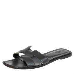 Pre Owned Hermés Grey Leather Oran Flat Slides Size 41.5 