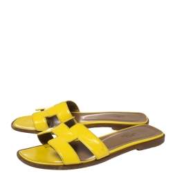 Pre Owned Hermes Yellow Patent Leather Oran Sandals Size 36