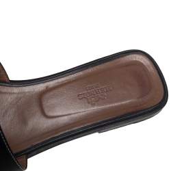 مملوكة مسبقًا حذاء سلايدز فلات هيرمس أوران جلد أسود مقاس 41