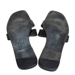 مملوكة مسبقًا حذاء سلايدز فلات هيرمس أوران جلد أسود مقاس 41