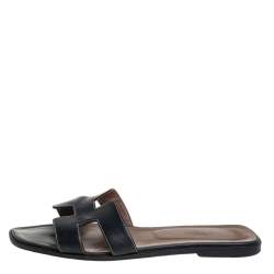 مملوكة مسبقًا حذاء سلايدز فلات هيرمس أوران جلد أسود مقاس 41