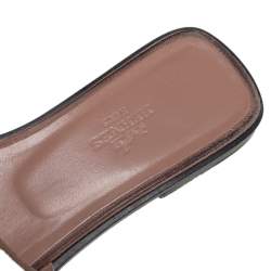 Pre Owned Hermes Beige Glitter Oran Sandals Size 36