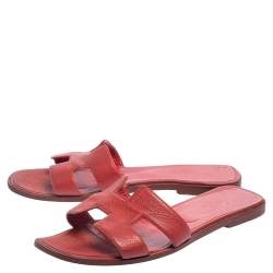 Pre Owned Hermes Rouge Taurillon Clemence Leather Oran Flats Size 40