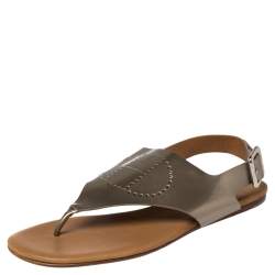 Pre Owned Hermès Grey Patent Leather Kola Thong Flat Slingback Sandals Size 38