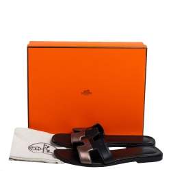 Pre Owned Hermes Black/Metallic Gold Leather Oran Flat Slides Size 38