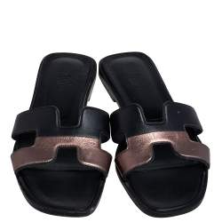 Pre Owned Hermes Black/Metallic Gold Leather Oran Flat Slides Size 38