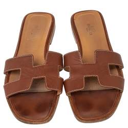 Pre Owned Hermes Brown Leather Oran Flat Sandals Size 39.5