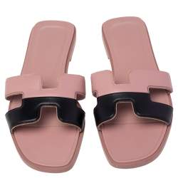 Pre Owned Hermes Pink/Black Leather Oran Flat Slide Size 35.5