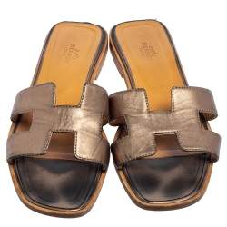 Pre Owned Hermés Bronze Leather Oran Sandals Size 39
