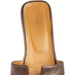 Pre Owned Hermés Bronze Leather Oran Sandals Size 39