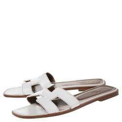 Pre Owned Hermes White Leather Oran Slide Flats Size 40.5