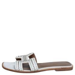 Pre Owned Hermes White Leather Studded Oran Flats Size 37.5