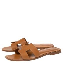 Pre Owned Hermes Brown Leather Oran Flat Sandals Size 39