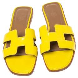 Pre Owned Hermes Yellow  Leather Oran Flat Sandals Size 40