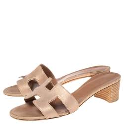 Pre Owned Hermes Beige Suede Oasis Block Heel Slide Sandals Size 37