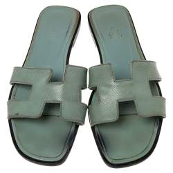 Pre Owned Hermes Blue Patent Leather Oran Flats Size 38