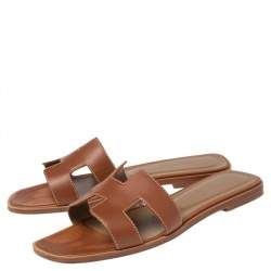 Pre Owned Hermes Gold Leather Oran Flat Slides Size 38