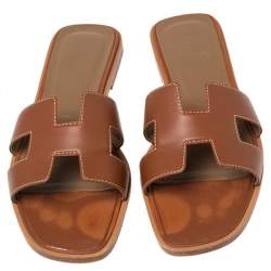 Pre Owned Hermes Gold Leather Oran Flat Slides Size 38