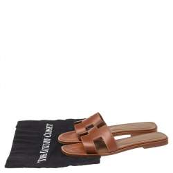 Pre Owned Hermes Gold Leather Oran Flat Slides Size 38