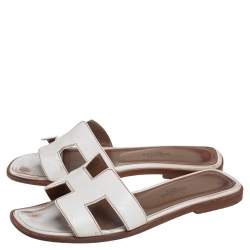 Hermes White Leather Oran Flat Sandals 35