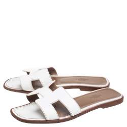 Pre Owned Hermes White Leather Oran Flat Sandals 37
