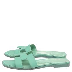 Pre Owned Hermes Green Leather Oran Flat Slides Size 36.5