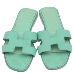 Pre Owned Hermes Green Leather Oran Flat Slides Size 36.5