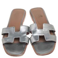 Pre Owned Hermes Silver Leather Oran Flats Sandals Size 39.5