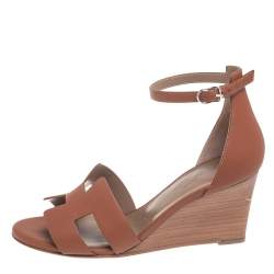 مملوكة مسبقًا Hermes Brown Leather Legend Wedge Ankle Strap Sandals Size 36