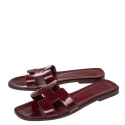 Pre Owned Hermes Burgundy Patent Leather Oran Sandals Size 38.5