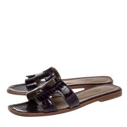 Pre Owned Hermes Purple Croc Patent Leather Embossed Oran Flat Sandals 39
