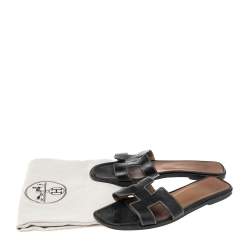 Pre Owned Hermes Black Leather Oran Sandals Size 37.5