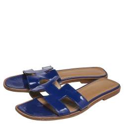 Pre Owned Hermés Blue Patent Leather Oran Slide Sandals Size 37