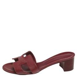 مملوكة مسبقًا Hermes Burgundy Patent Leather Oasis  Sandals Size 37