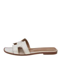 Pre Owned Hermès White Leather Oran Flat Sandals Size 38
