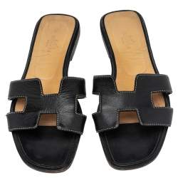 Pre Owned Hermes Black Leather Oran Sandals Size 37