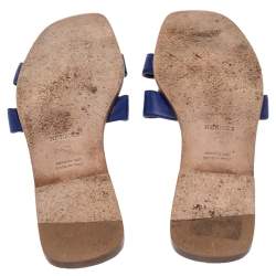 مملوكة مسبقًا Hermes  Blue Leather Oran Flat Sandals 41.5