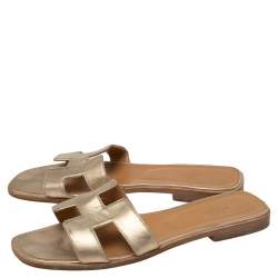 Pre Owned Hermes Gold Leather Oran Flat Slides Size 40