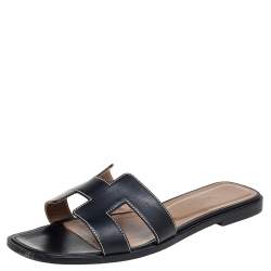 Pre Owned Hermes Black Leather Oran Flat Slides Size 38.5