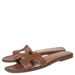 مملوكة مسبقًا Hermes Brown Leather Oran Flat Slides Size 37