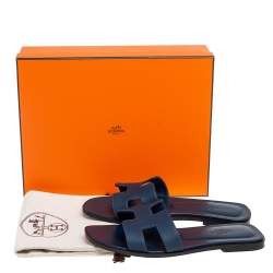 Pre Owned Hermes Navy Blue Leather Oran Flat Slides Size 37.5