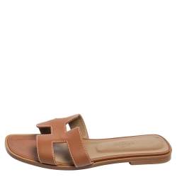 Pre Owned Hermes Brown Leather Oran Flat Sandals 36.5