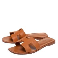 Pre Owned Hermes Tan Leather Oran Flat Slides Size 37.5
