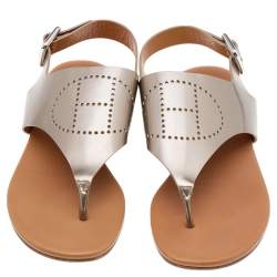 Hermes Grey Logo Patent Leather Thong Sandals Size 37.5 